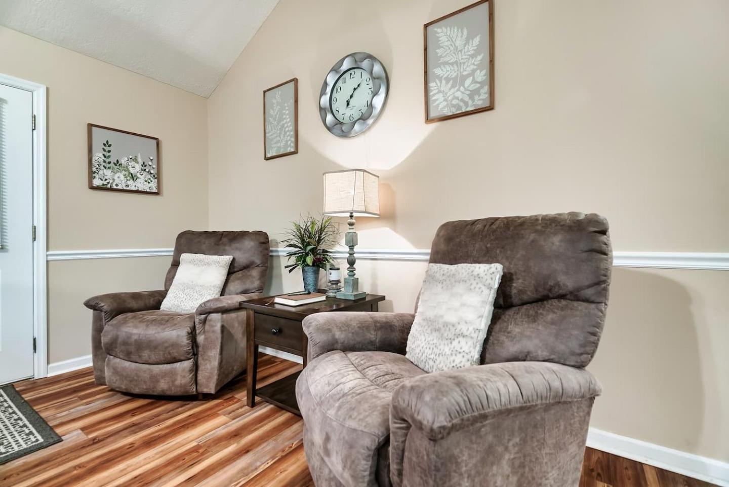 Вилла 1 Mile To Pkwy, Pets, Hot Tub, Creekside, Porch Пиджен-Фордж Экстерьер фото