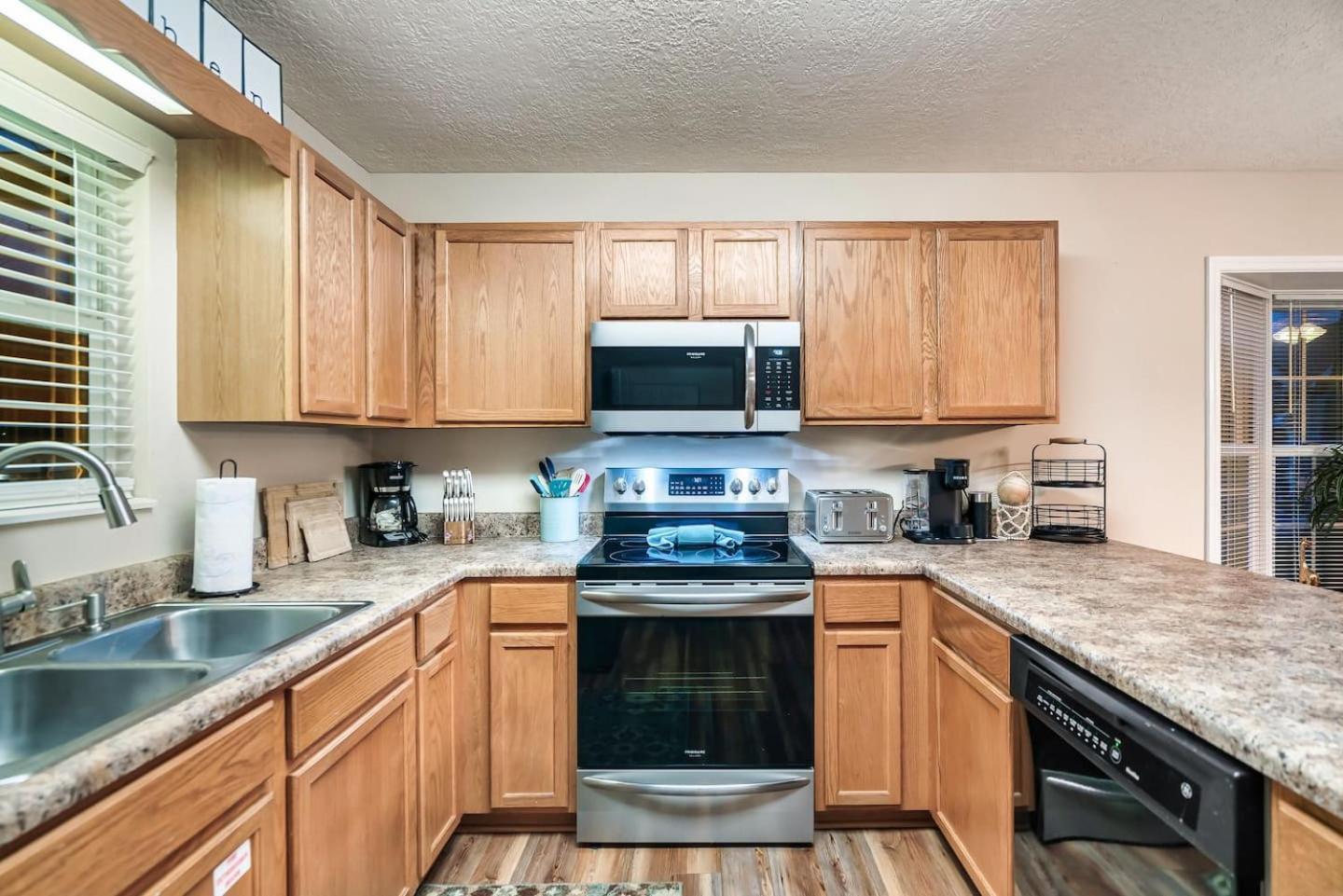 Вилла 1 Mile To Pkwy, Pets, Hot Tub, Creekside, Porch Пиджен-Фордж Экстерьер фото